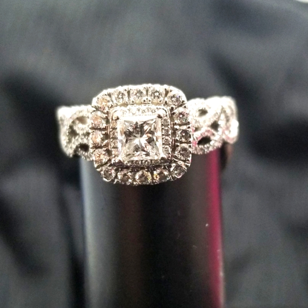 Diamond ring